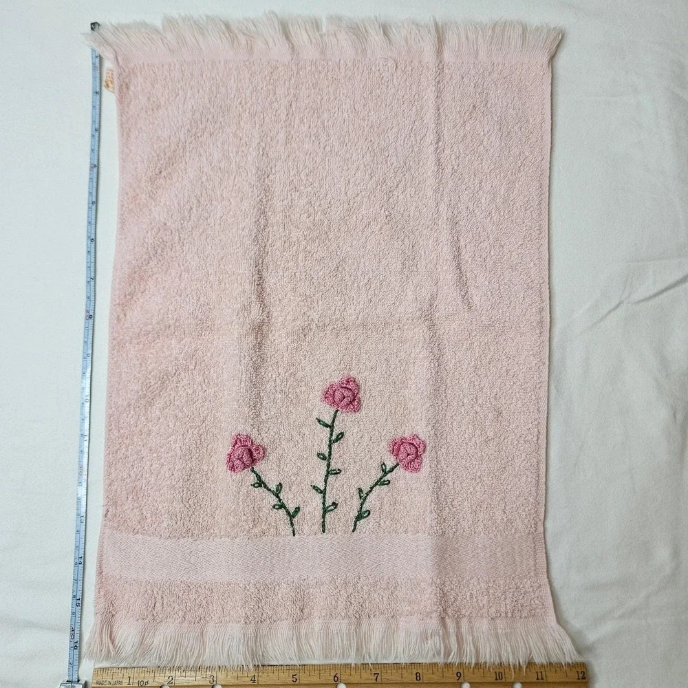 Vintage Callaway Luxury Pink Cotton Hand Towel Embroidered Roses Fringe USA Made